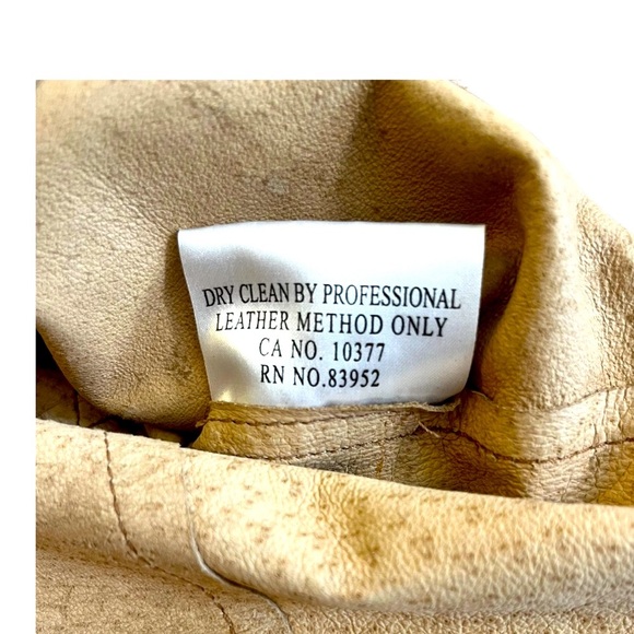 Margaret Godfrey Vintage 3/4 Sleeve Button Up Shirt 100% Leather//Large - Picture 12 of 12